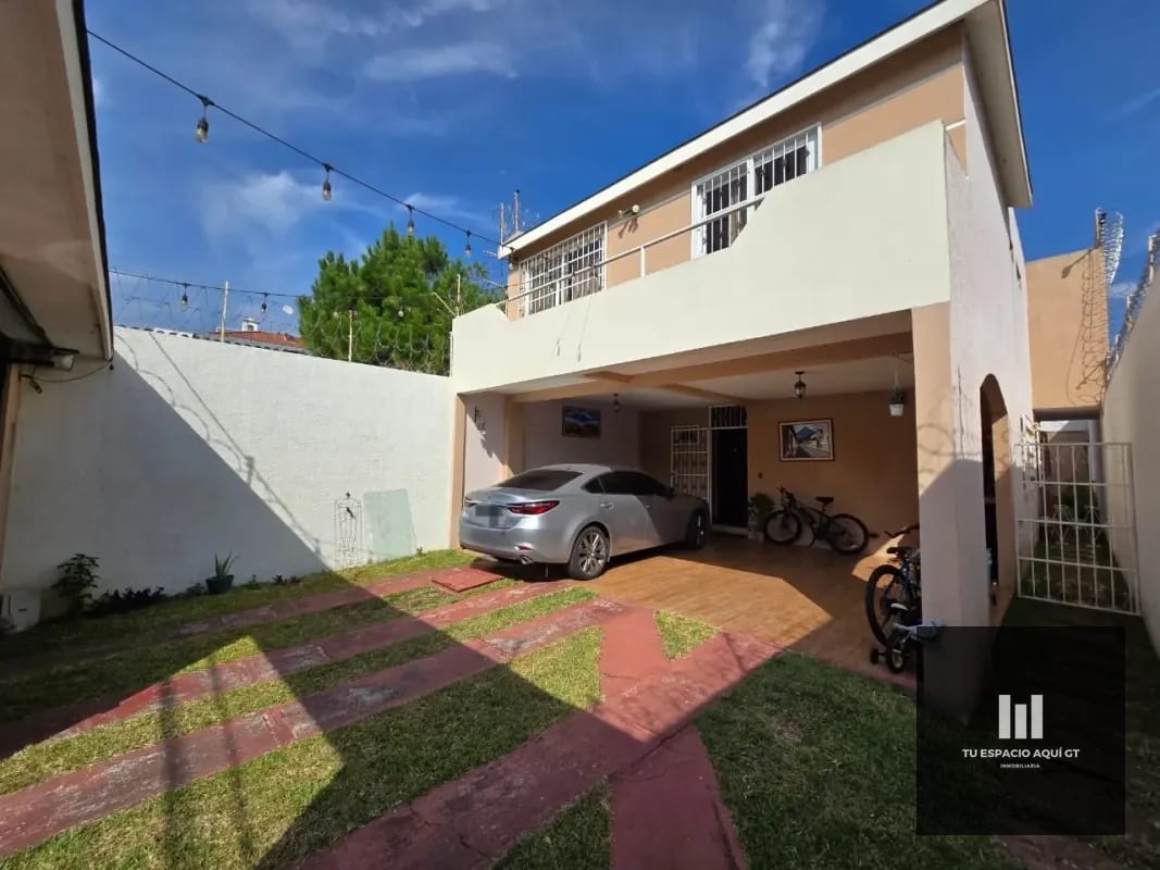 Lujosa Casa En Venta - Hacienda Real, Zona 16 — Casa en Venta en Zona 16, Guatemala, Ciudad — foto 15 de 17