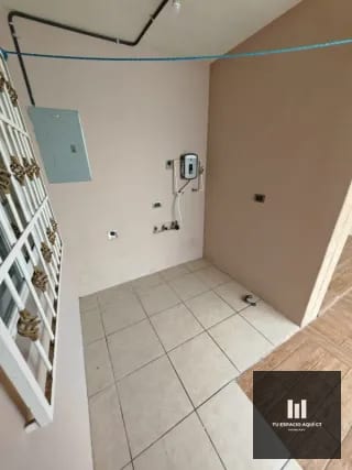 Lujosa Casa En Venta - Hacienda Real, Zona 16 — Casa en Venta en Zona 16, Guatemala, Ciudad — miniatura 12 de 17