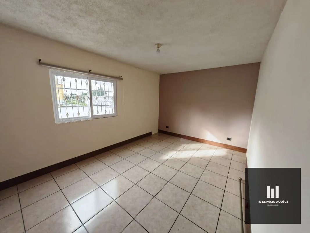 Lujosa Casa En Venta - Hacienda Real, Zona 16 - 10