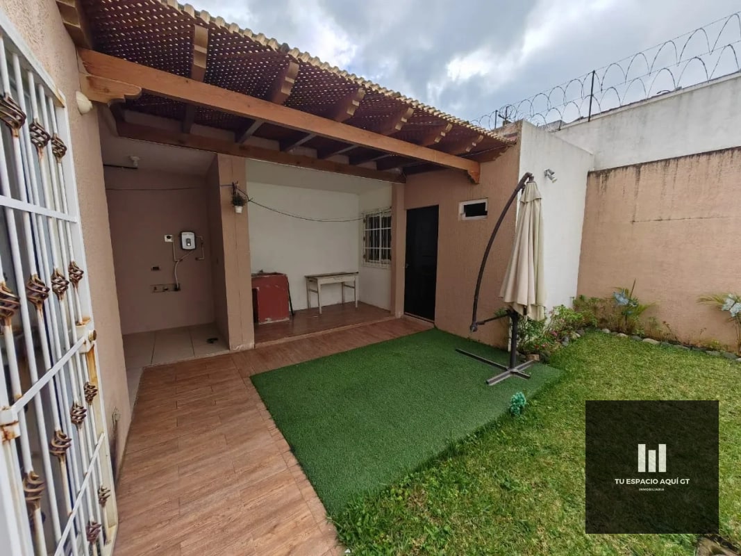 Lujosa Casa En Venta - Hacienda Real, Zona 16 - 2