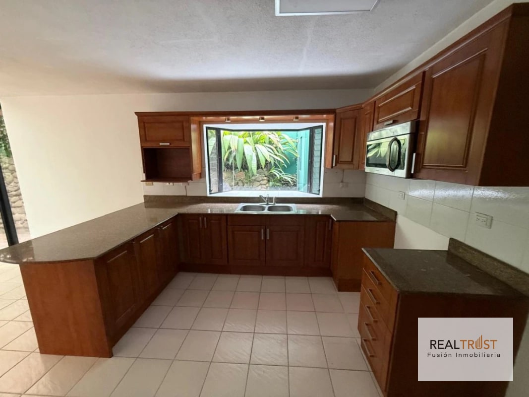 Preciosa casa en venta en Condominio la Encantada, km 12 Carretera El Salvador. - 11