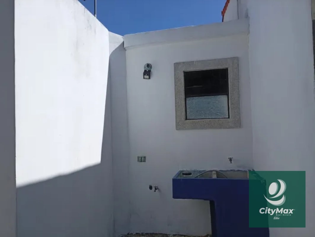 CASA EN VENTA - CONDADO SANTA FE - CARRETERA A EL SALVADOR - 6