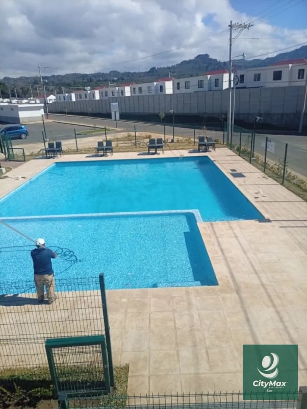 CASA EN VENTA - CONDADO SANTA FE - CARRETERA A EL SALVADOR - 3