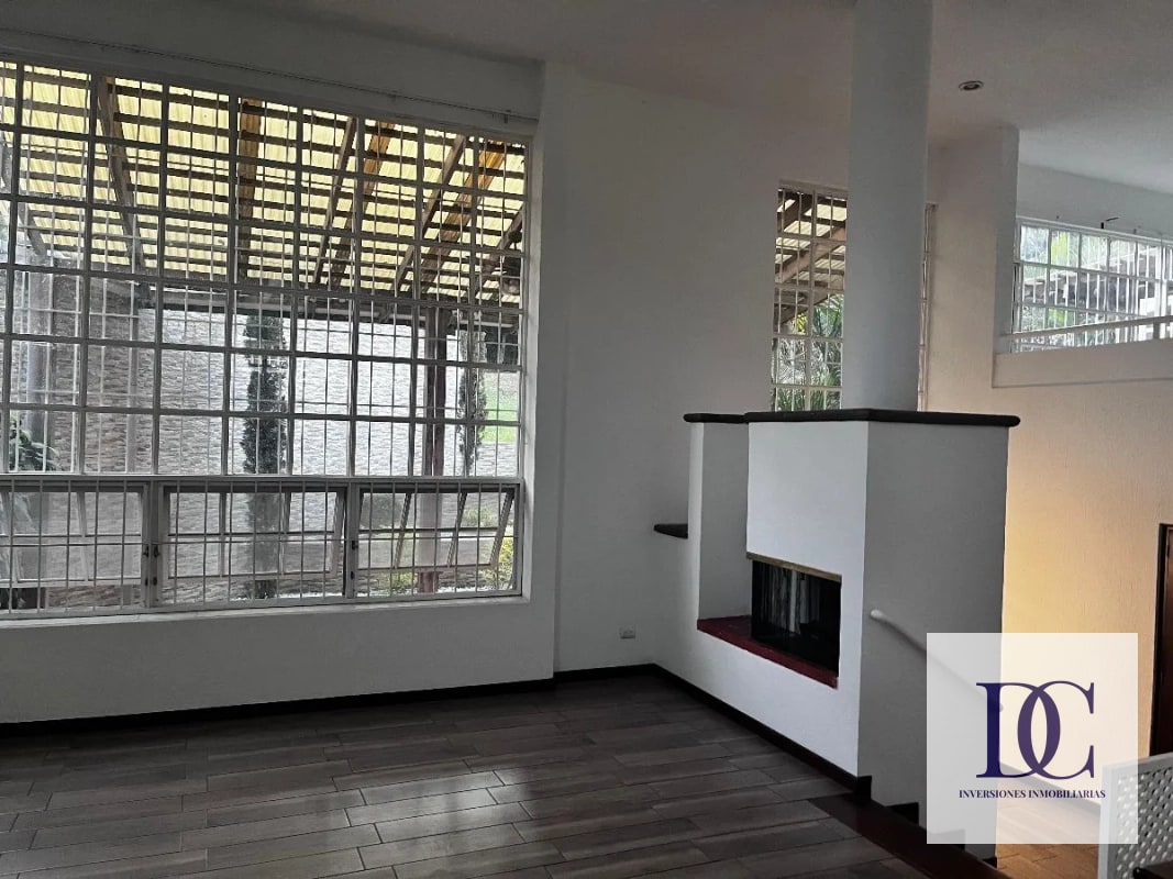 📍 CASA EN RENTA – COLONIA ELGIN II | ZONA 13 - 12