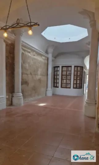 HERMOSA CASA COLONIAL EN RENTA EN ZONA 1, EXCELENTE UBICACIÓN — Casa en Alquiler en Zona 1, Guatemala, Ciudad — miniatura 12 de 13