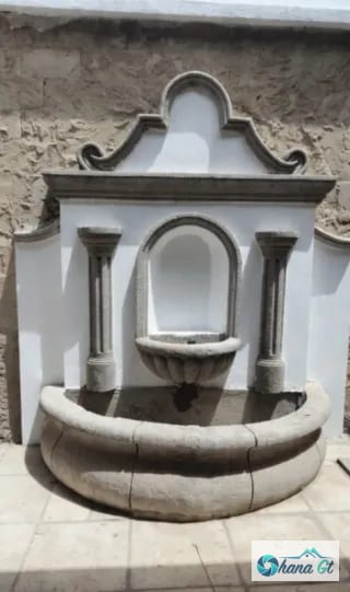 HERMOSA CASA COLONIAL EN RENTA EN ZONA 1, EXCELENTE UBICACIÓN — Casa en Alquiler en Zona 1, Guatemala, Ciudad — miniatura 3 de 13