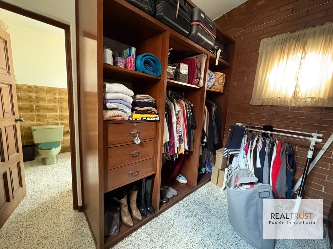 CASA EN VENTA zona 15 VH2 - 2