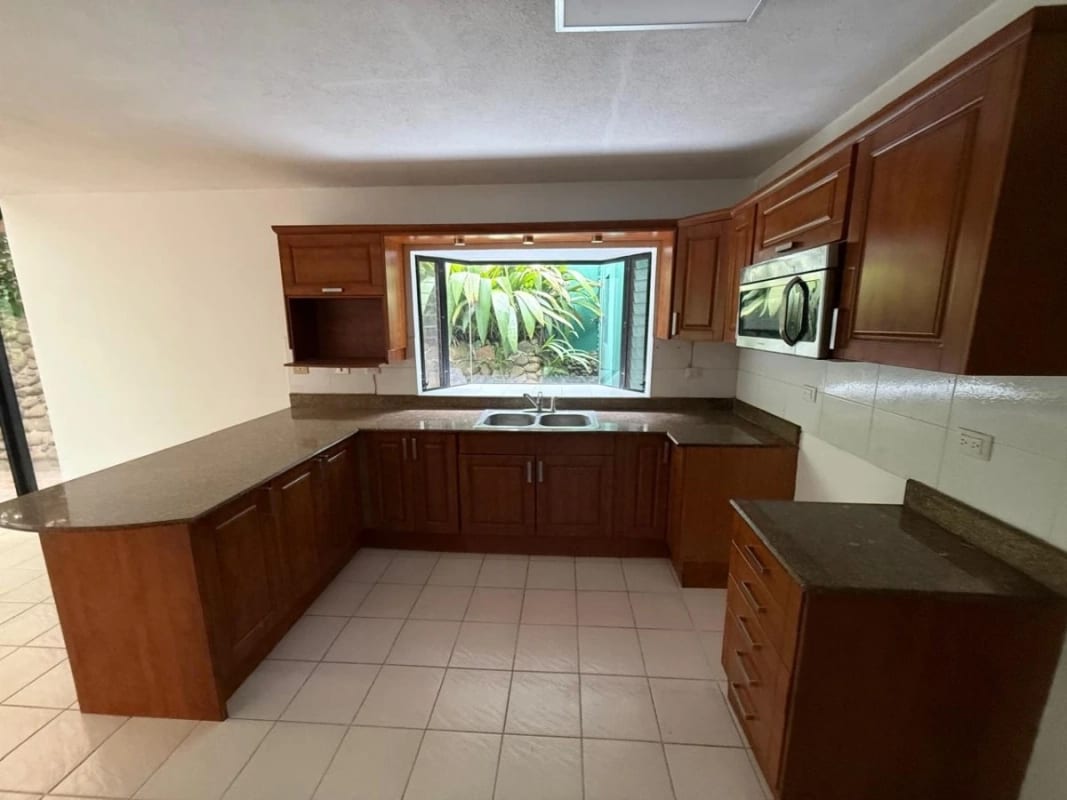 Preciosa casa en venta en Condominio la Encantada, km 12 Carretera El Salvador. — Casa en Venta en Carretera a El Salvador, Guatemala, Ciudad — foto 11 de 17