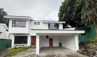 Preciosa casa en venta en Condominio la Encantada, km 12 Carretera El Salvador. — Casa en Venta en Carretera a El Salvador, Guatemala, Ciudad — miniatura 3 de 17