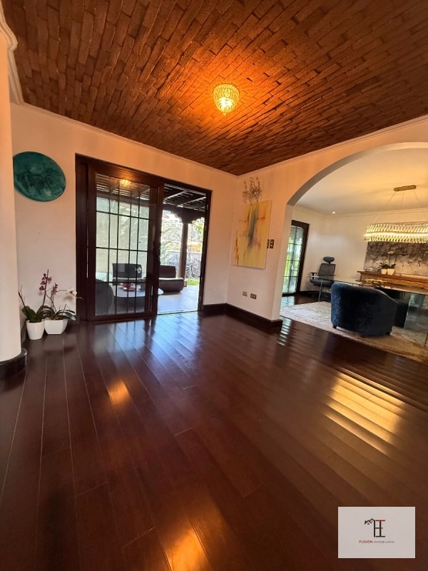 VENDO AMPLIA CASA RESIDENCIAL LOS DIAMANTES CAES KM. 16.5 - 8