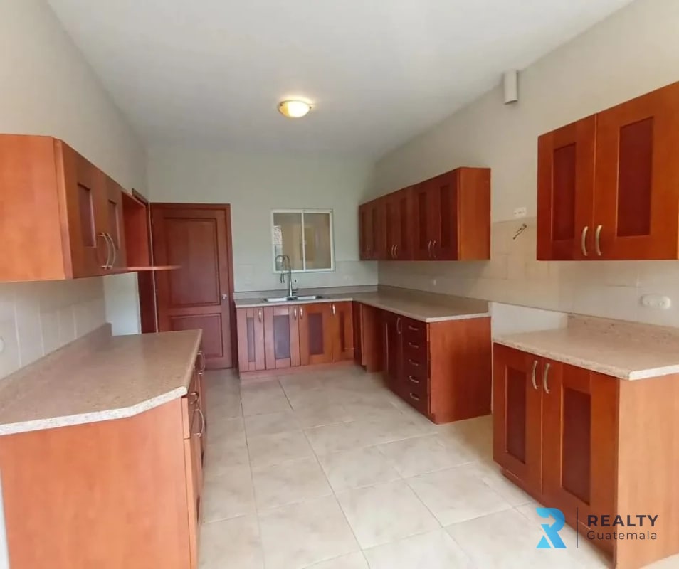 VENDO Casa Carretera a El Salvador, Condominio Portal del Bosque II - 13