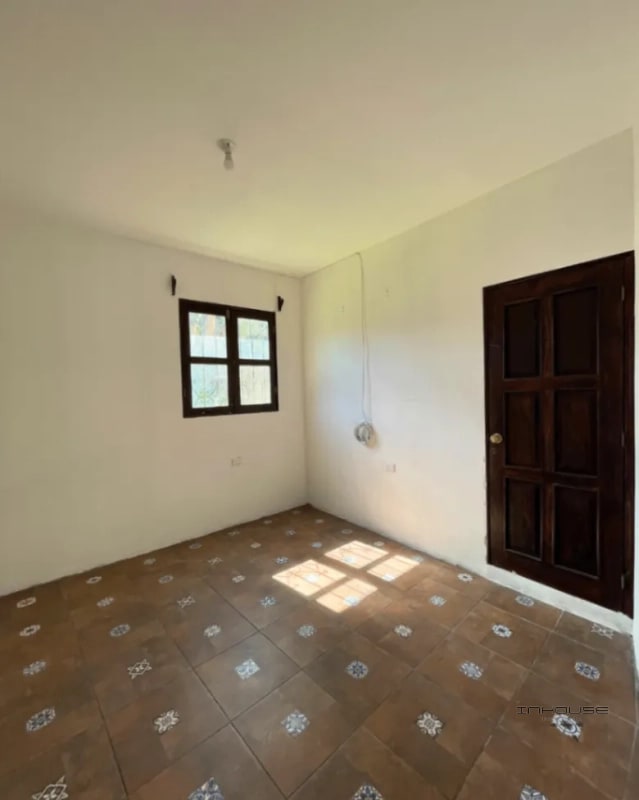 Casa En Venta En Santa Lucía Milpas Altas - 3