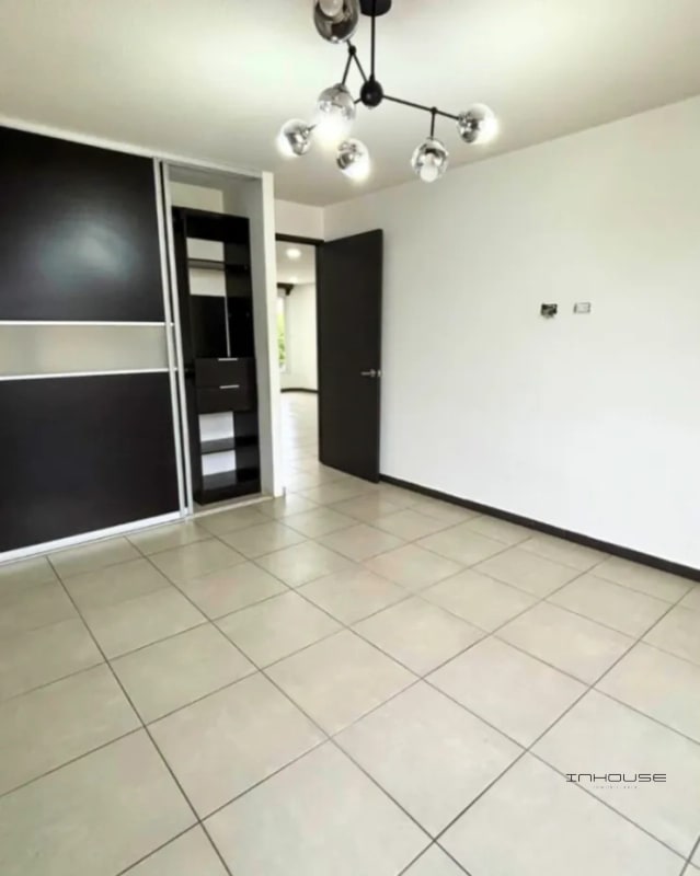 CASA EN VENTA CAES KM 19 -CUMBRES DE LA ARBOLEDA- - 2