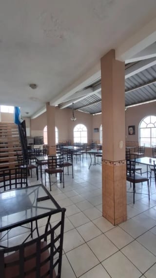VENTA DE PROPIEDAD + NEGOCIO EN FUNCIONAMIENTO  Café / Restaurante – Zona 1 (Sector Gerona, frente al Ministerio Público) — Casa en Venta en Zona 1, Guatemala, Ciudad — miniatura 3 de 8