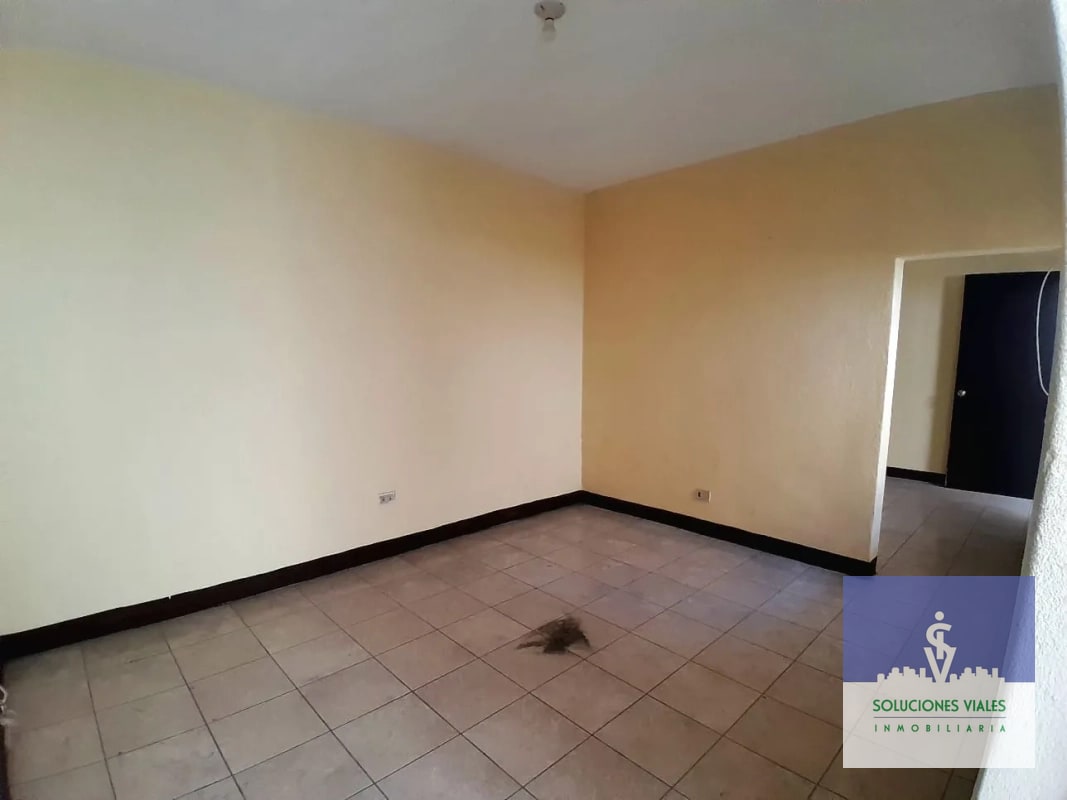 ZONA 5, VENDO CASA DE 1 NIVEL, FUERA DE GARITA - 5
