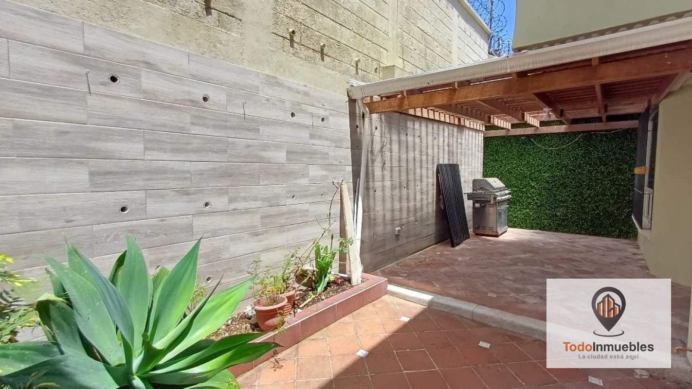 Casa en Venta en Villas de Doña Marina km 16.5 CES - 5