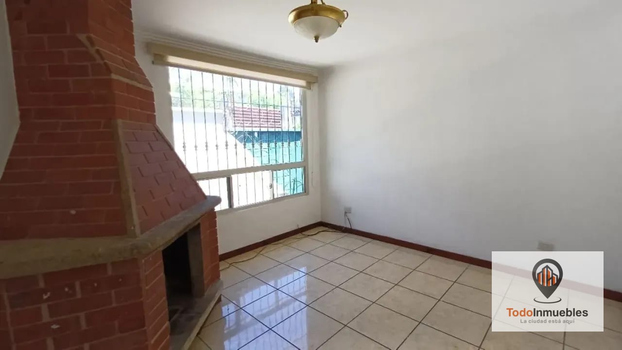 Casa en Renta en Villas de Doña Marina km 16.5 CES — Casa en Alquiler en Carretera a El Salvador, Guatemala, Ciudad — foto 8 de 17