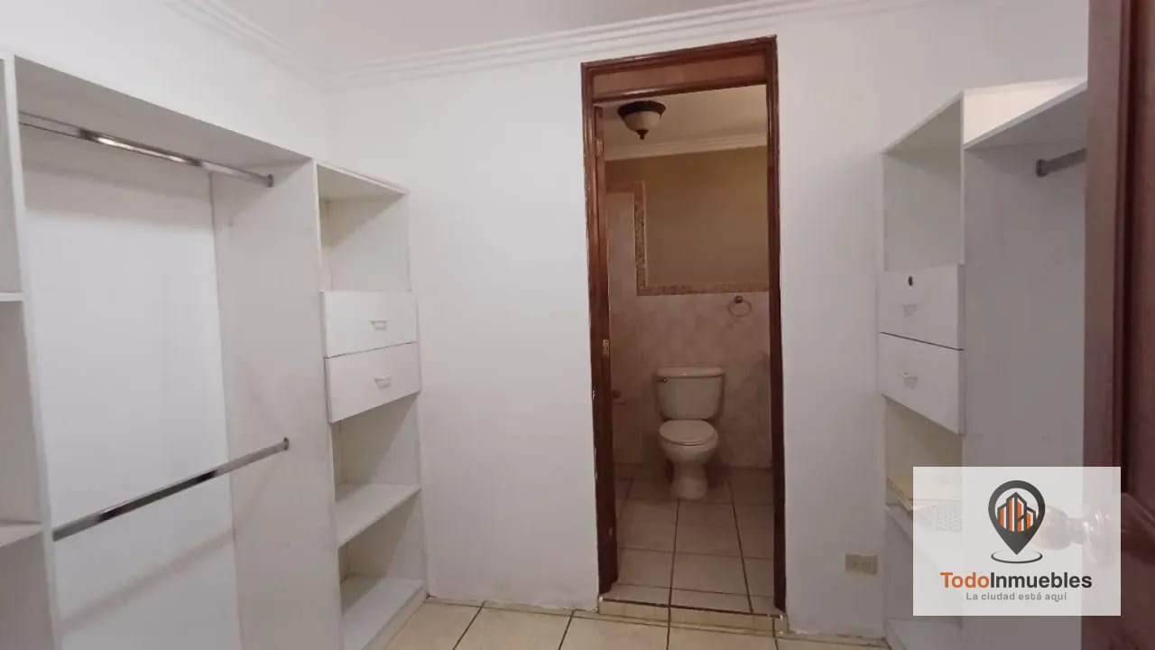 Casa en Renta en Villas de Doña Marina km 16.5 CES  — Casa en Alquiler en Carretera a El Salvador, Guatemala, Ciudad — foto 14 de 17