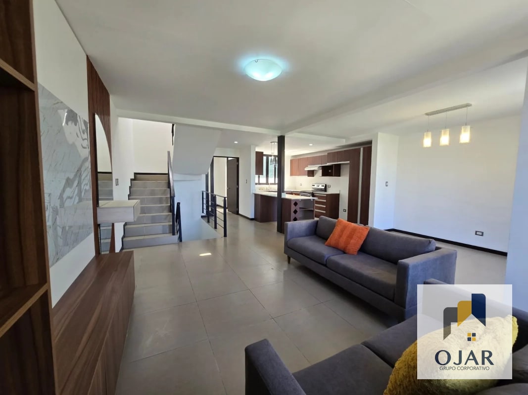CASA EN RENTA EN ZONA 14, CONDOMINIO EXCLUSIVO. - 5
