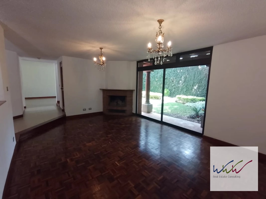Casa en Venta Condominio Cortijo Santa Fe, zona 10 - 16