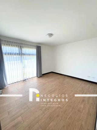 VENDO CASA EN SANTA CATARINA PINULA CONDOMINIO VERDE 360 — Casa en Venta en Santa Catarina Pinula, Guatemala, Ciudad — miniatura 6 de 17