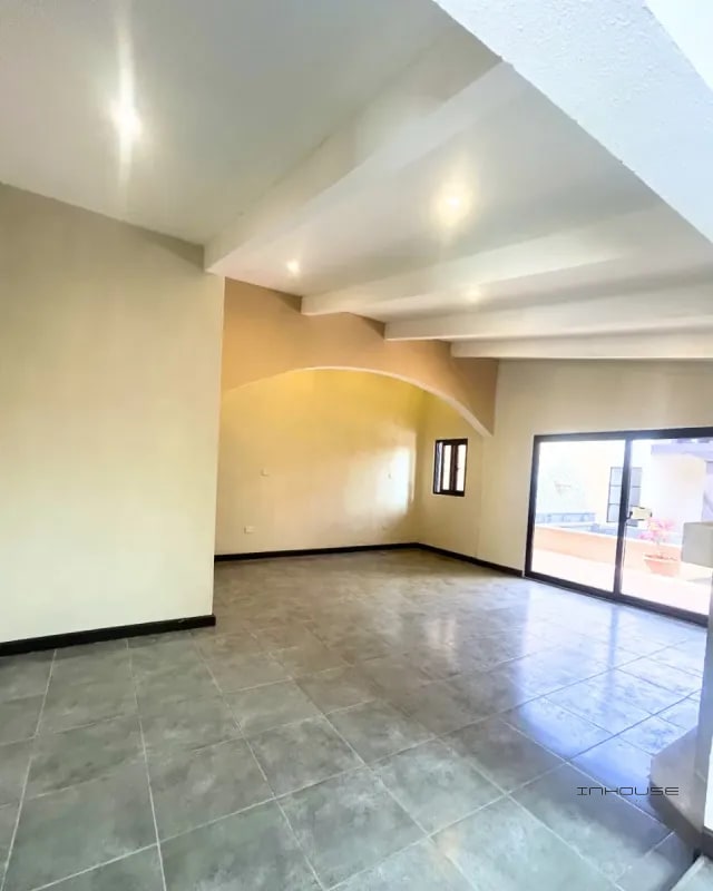 CASA EN VENTA EN ANTIGUA, FUERA DE GARITA - 4