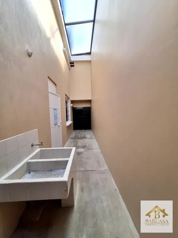 Se vende Casa en Santa Monica km 16.5 entrada por Olmeca CAES — Casa en Venta en Carretera a El Salvador, Guatemala, Ciudad — foto 10 de 17