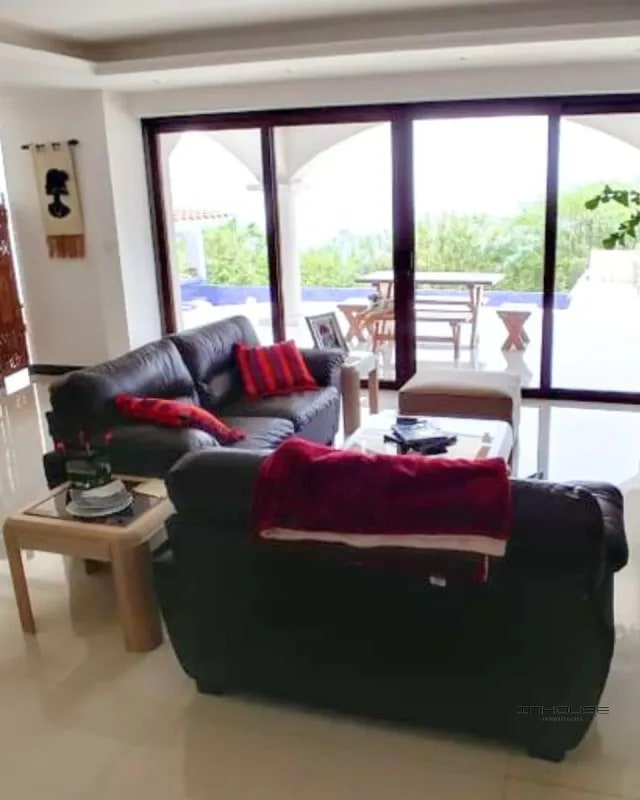 CASA EN VENTA EN CAES, KM 9.4 MONTEBELLO - 6