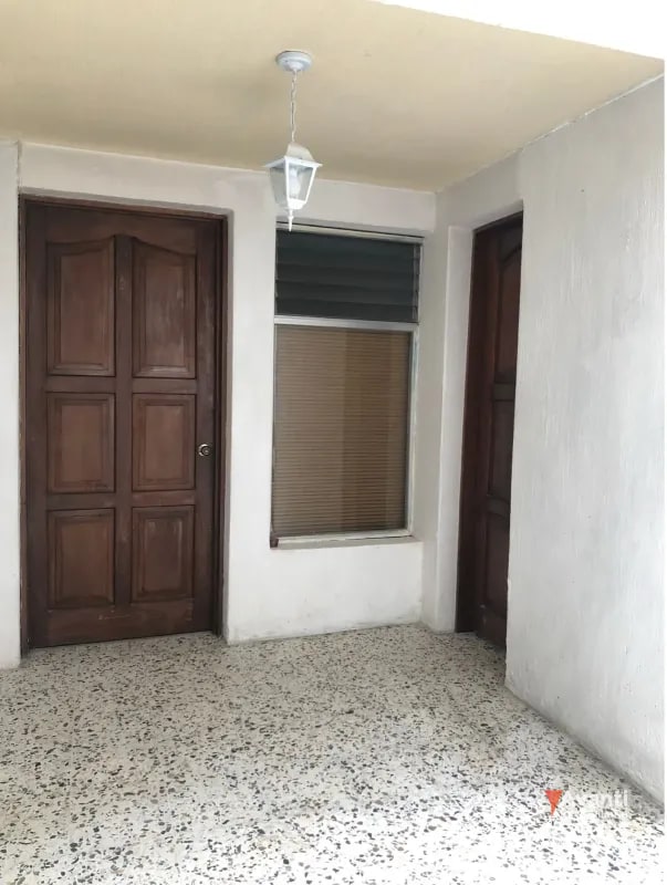 ALQUILER CASA EN ZONA 10, PARA VIVIENDA U OFICINA - 6