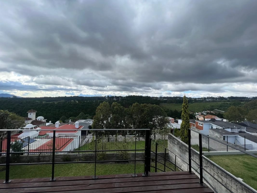 VENDO LINDA CASA EN LA FORESTA KM.20.5 CARR A FRAIJANES (copia) — Casa en Venta en La Foresta, Carretera a El Salvador, Guatemala, Ciudad — foto 11 de 11