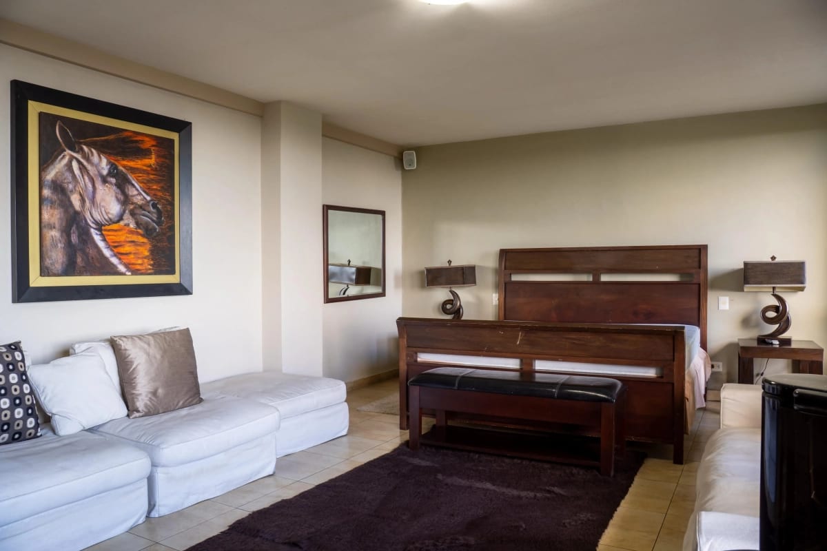 VENDO CASA EN LAS NUBES KM.11.5 CAES CON PISCINA — Casa en Venta en Carretera a El Salvador, Guatemala, Ciudad — foto 13 de 17