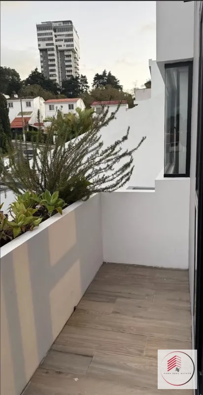 ALQUILER DE CASA EN ZONA 15 REMODELADA DE 268 M² - 15