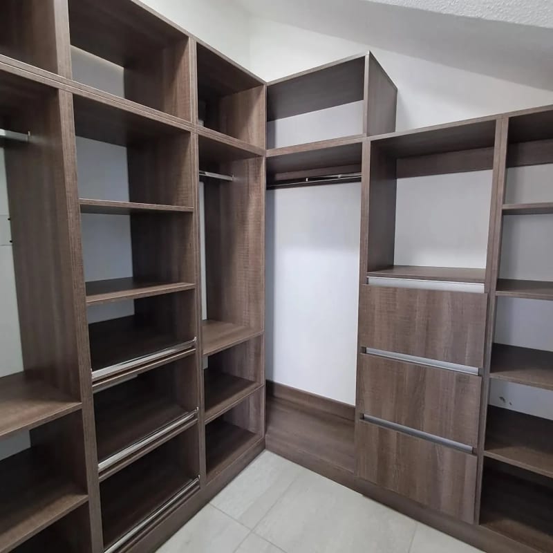VENDO AMPLIA CASA CON APARTAMENTO, LOS MANANTIALES (copia) — Casa en Venta en Carretera a El Salvador, Guatemala, Ciudad — foto 15 de 17