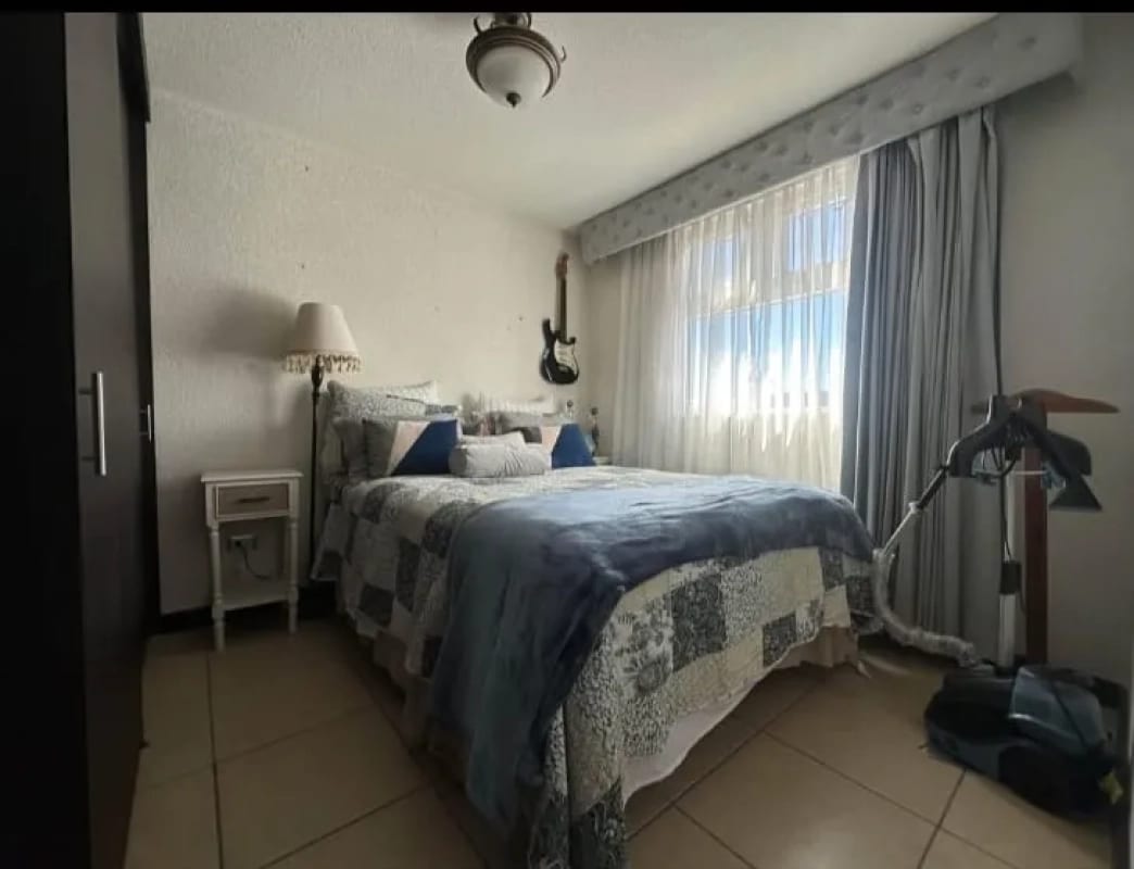 CASA EN VENTA EN ALTOS DE VILLAGE KM 25 CAES (copia) — Casa en Venta en Carretera a El Salvador, Guatemala, Ciudad — foto 12 de 17