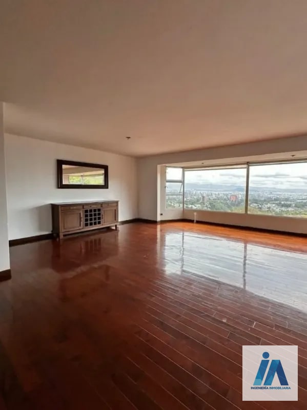 CASA EN ALQUILER📍 Altos de San Lázaro, Zona 15 - 1