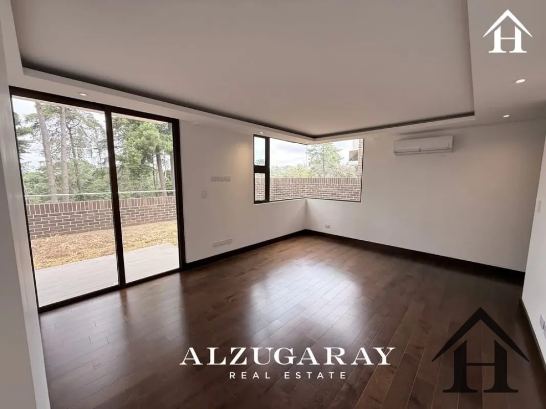 villa para estrenar con jardin SIENA SAN ISIDRO ZONA 16 - 8