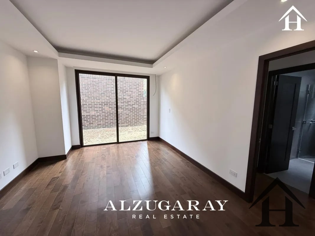 villa para estrenar con jardin SIENA SAN ISIDRO ZONA 16 - 5