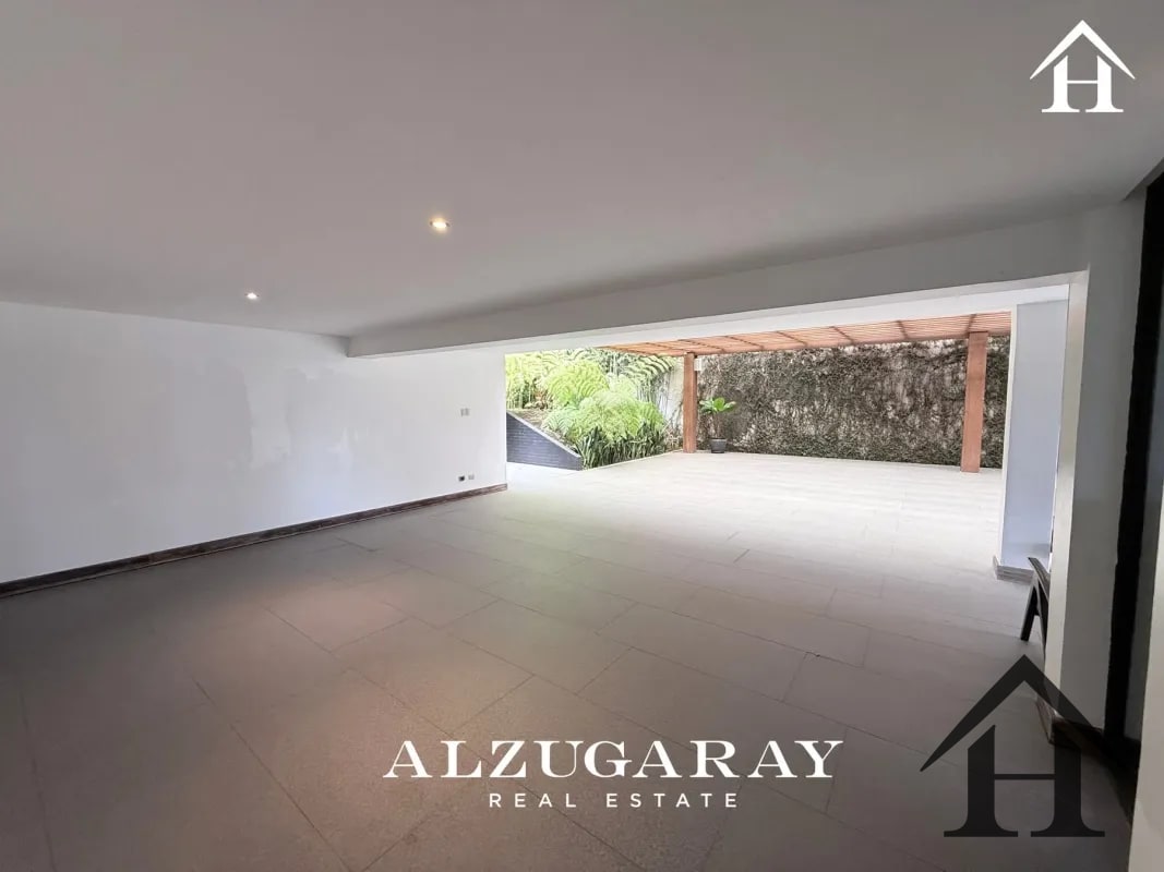 villa para estrenar con jardin SIENA SAN ISIDRO ZONA 16 - 2