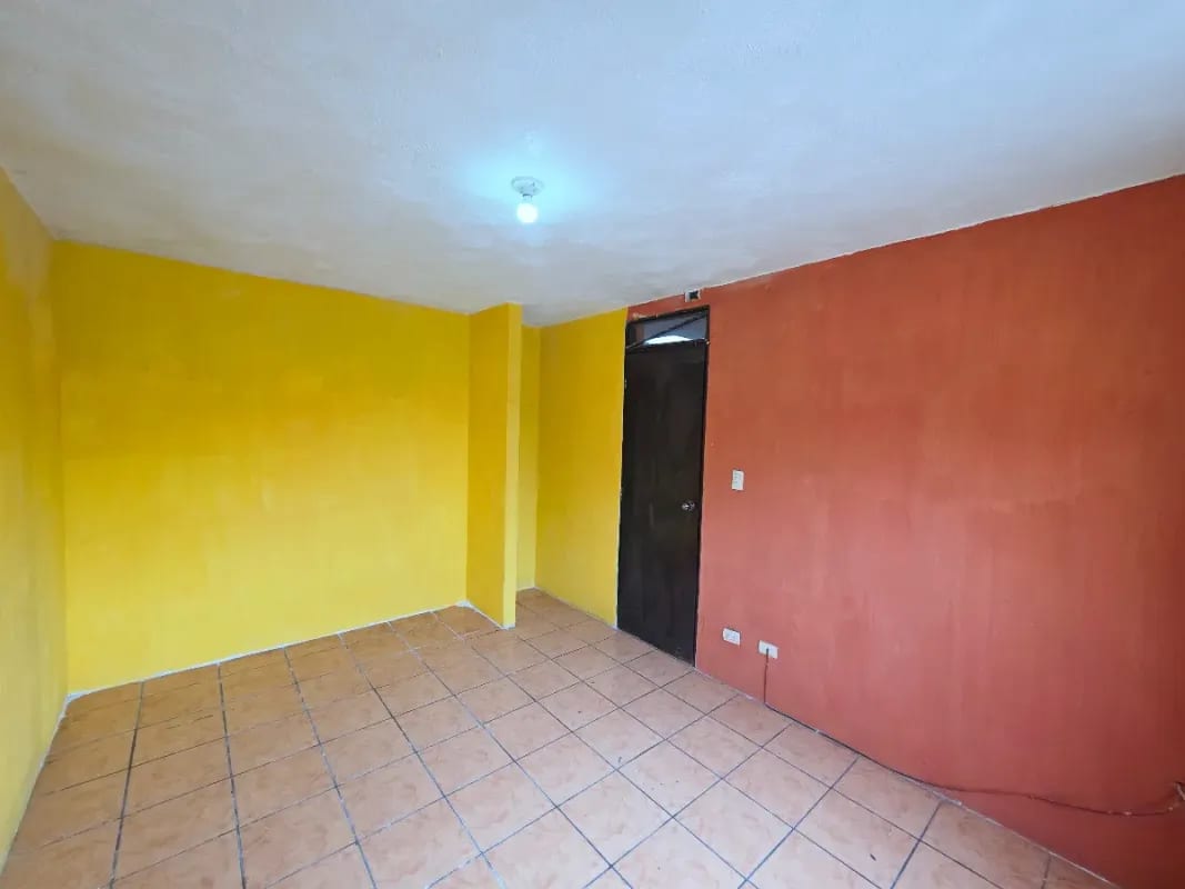 Casa en Venta con Apartamento y Locales en Zona 2 Mixco — Casa en Venta en Zona 2 Mixco, Guatemala, Ciudad — foto 8 de 10
