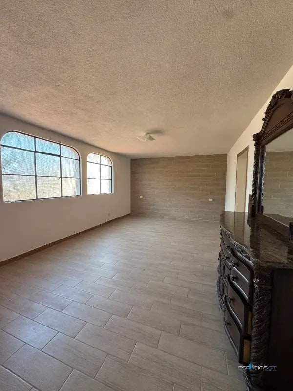 CASA EN VENTA EL SOCORRO CARRETERA A EL SALVADOR, KM. 12.7 - 8