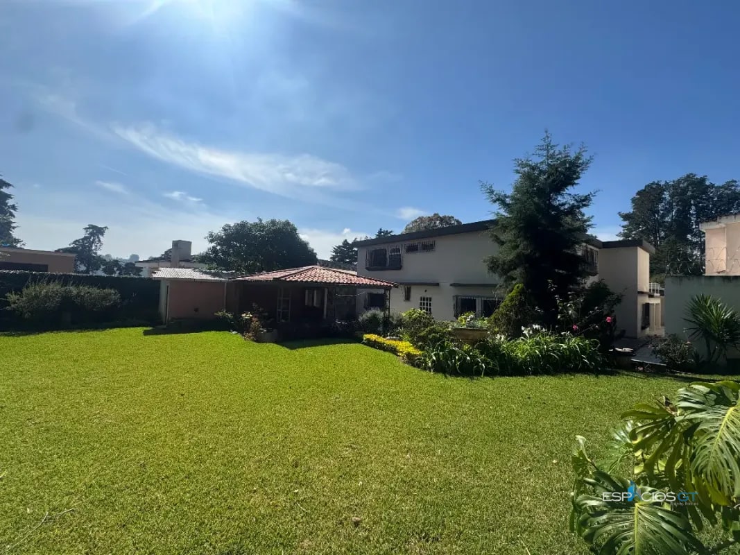 CASA EN VENTA EL SOCORRO CARRETERA A EL SALVADOR, KM. 12.7 - 2