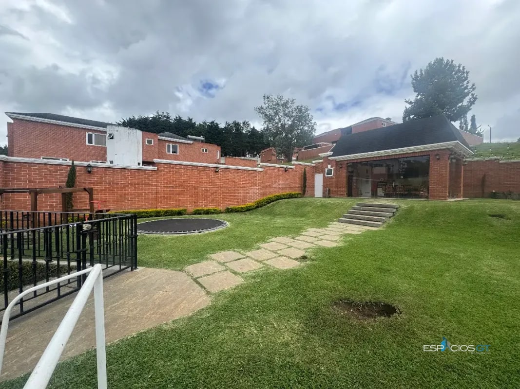 CASA EN VENTA CON DOBLE TERRENO KM. 16.5 CARRETERA A EL SALVADOR BUENAFUENTE - 1