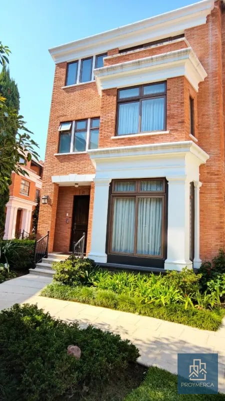 Casa en Venta, Condominio Pasaje Oakland , Zona 10 - 1