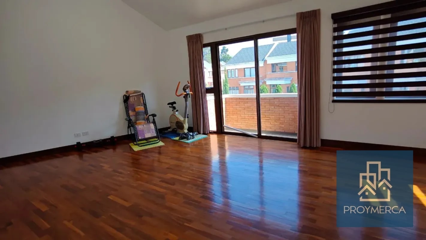 Casa en Venta, Condominio Pasaje Oakland , Zona 10 - 8