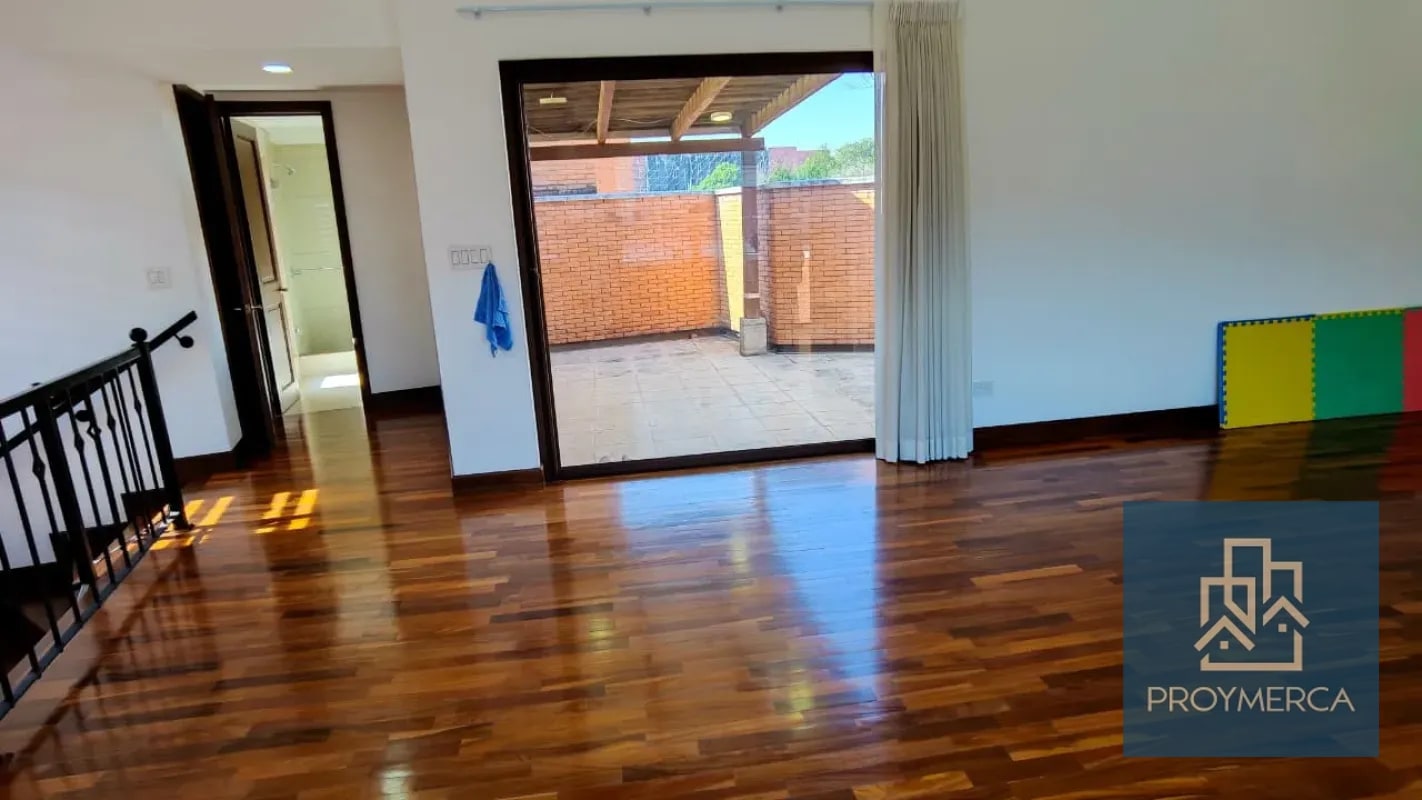 Casa en Venta, Condominio Pasaje Oakland , Zona 10 - 7