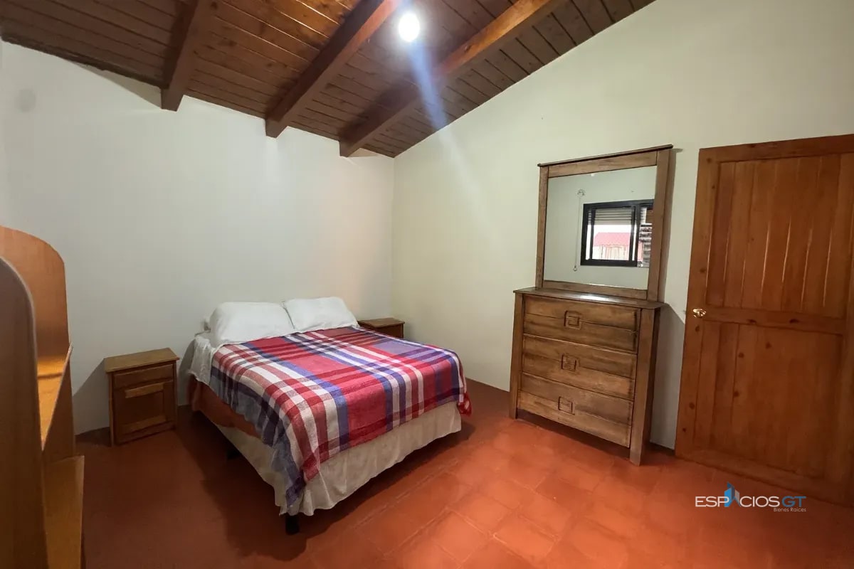 CASA EN VENTA ZONA 12 VILLASOL 1 NIVEL - 5