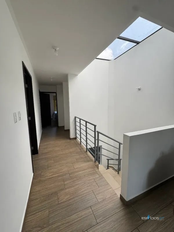 CASA EN VENTA KM. 19 CARRETERA A EL SALVADOR PARAJES VERMONT - 6