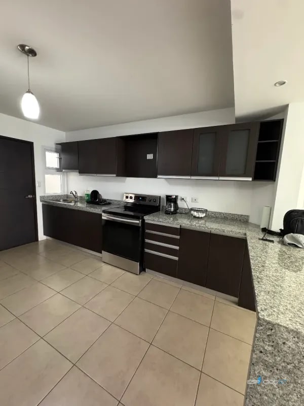 CASA EN VENTA KM. 19 CARRETERA A EL SALVADOR PARAJES VERMONT - 4