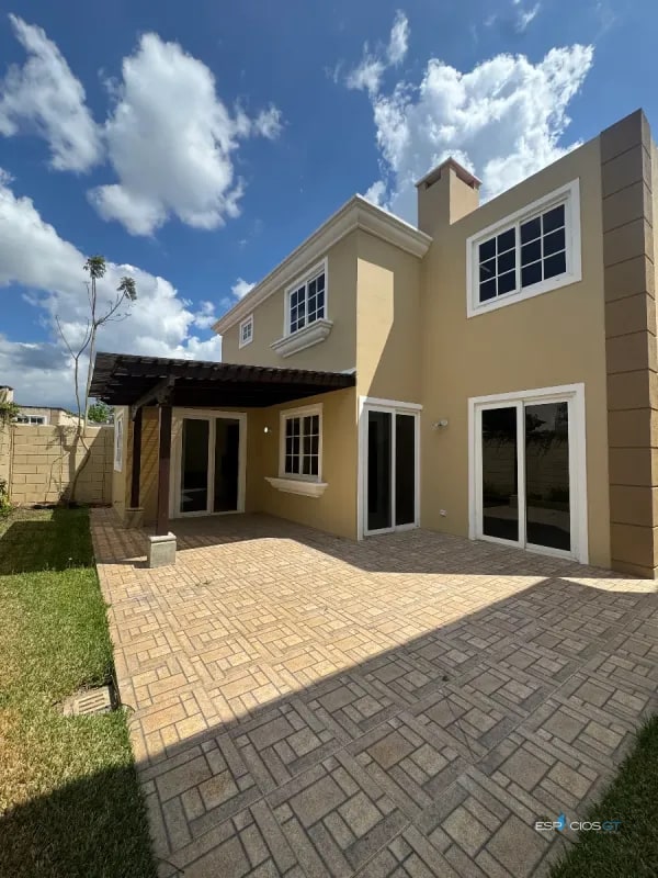 ✨CASA EN VENTA – KM. 21  CARRETERA A FRAIJANES, VILLAS DE ENTREVERDES, CES. - 12