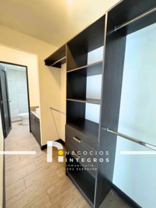 VENDO CASA EN SANTA CATARINA PINULA EN VERDE 360 PV — Casa en Venta en Santa Catarina Pinula, Guatemala, Ciudad — miniatura 4 de 17